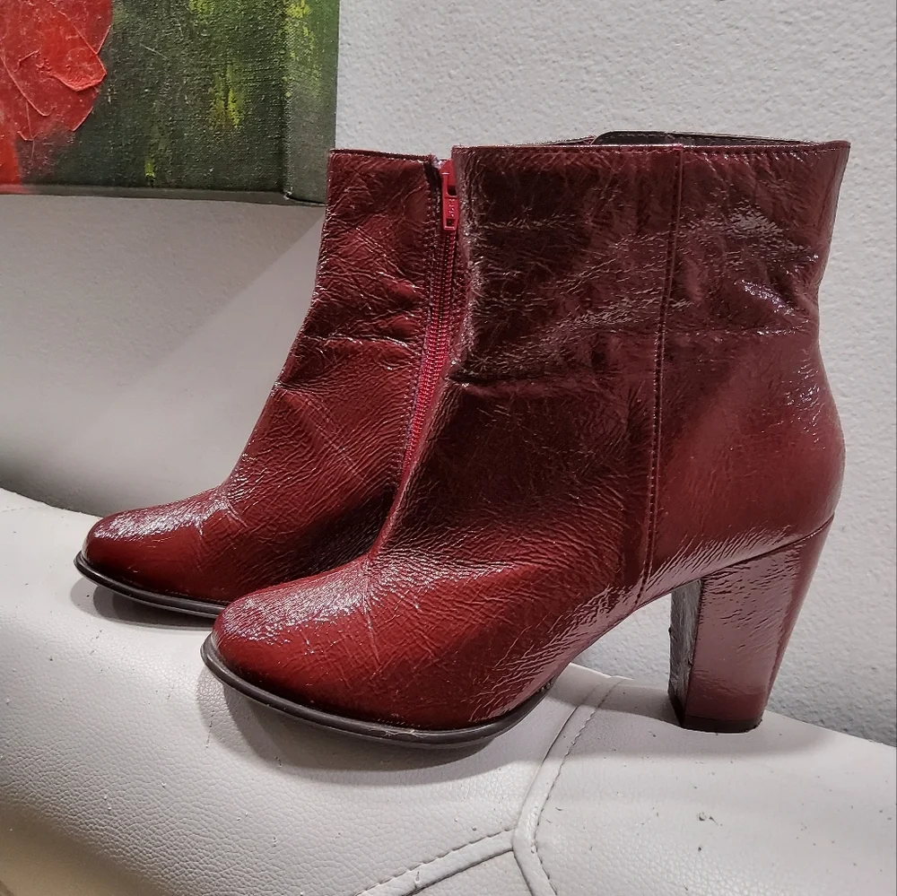 JJ Jeune & Jolie Patent Leather Booties Size 36/5,5